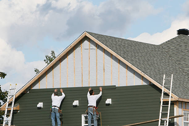 Professional Emergency Siding Repair technician working in Waynesville, NC